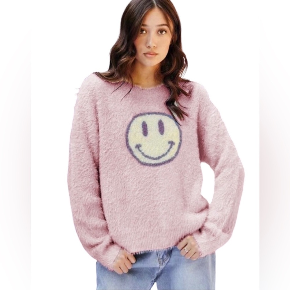 New Fall Ultra Soft Pink Sweater With Smiley Face Logo